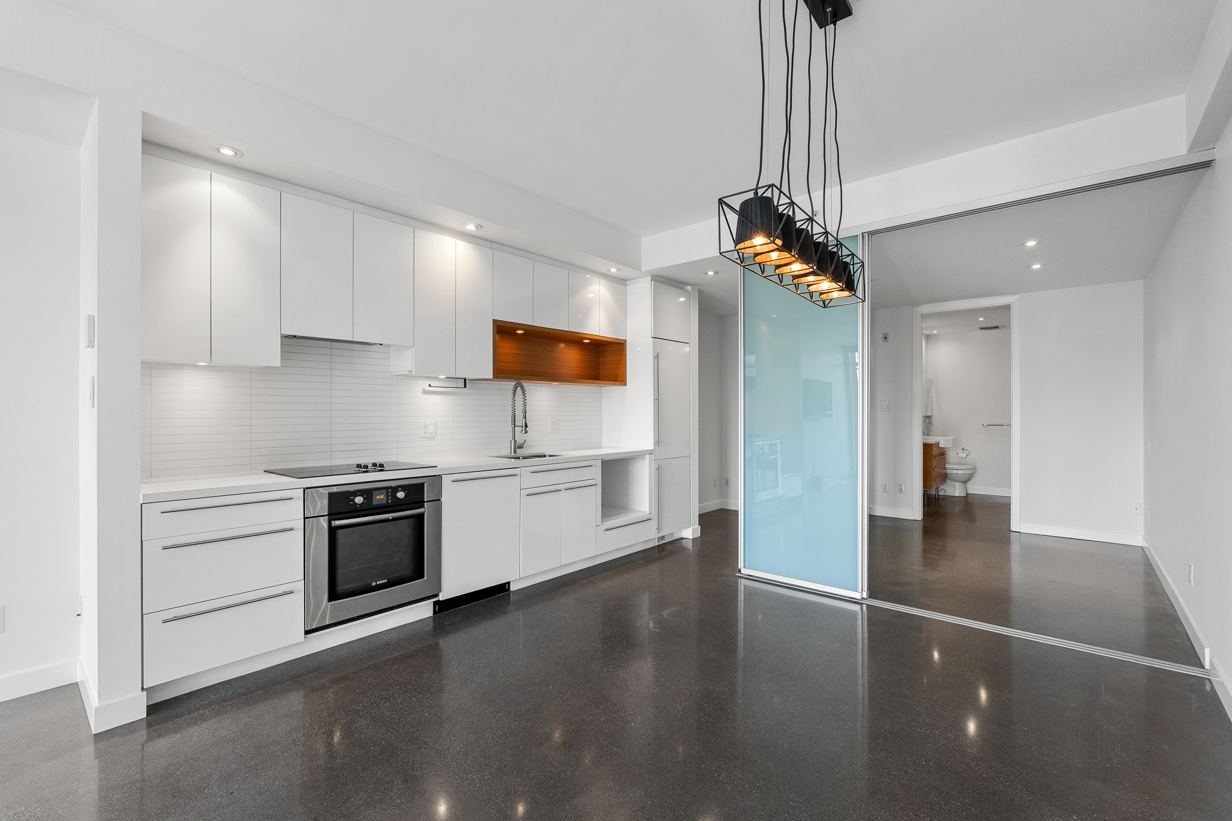 #417 – 256 E. 2nd Avenue